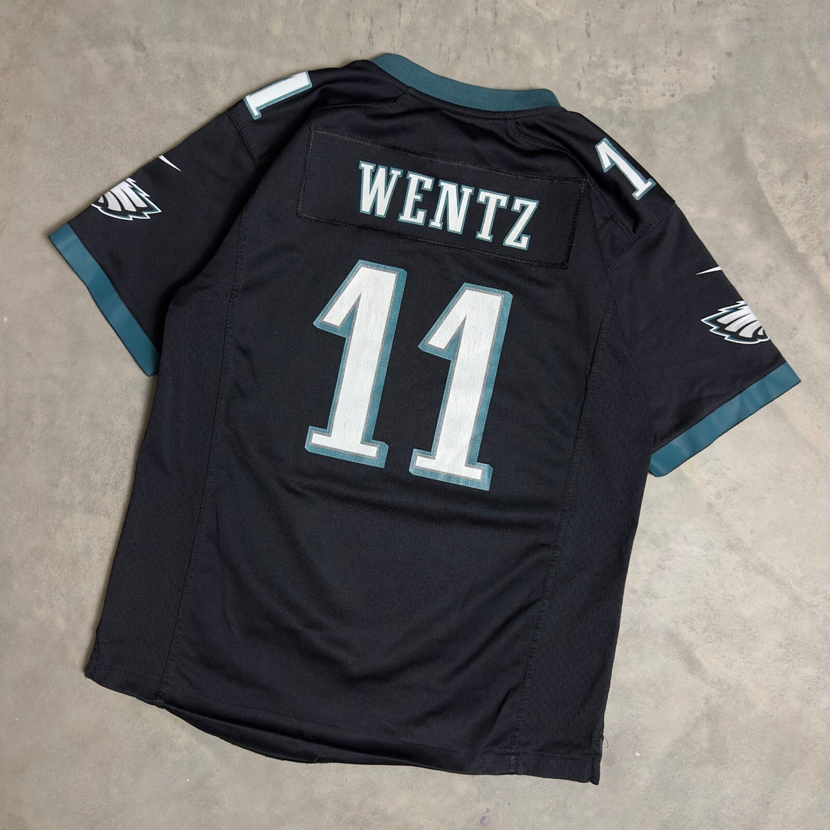 Nike Philadelphia Eagles Wentz Jersey Boys XL Black NFL