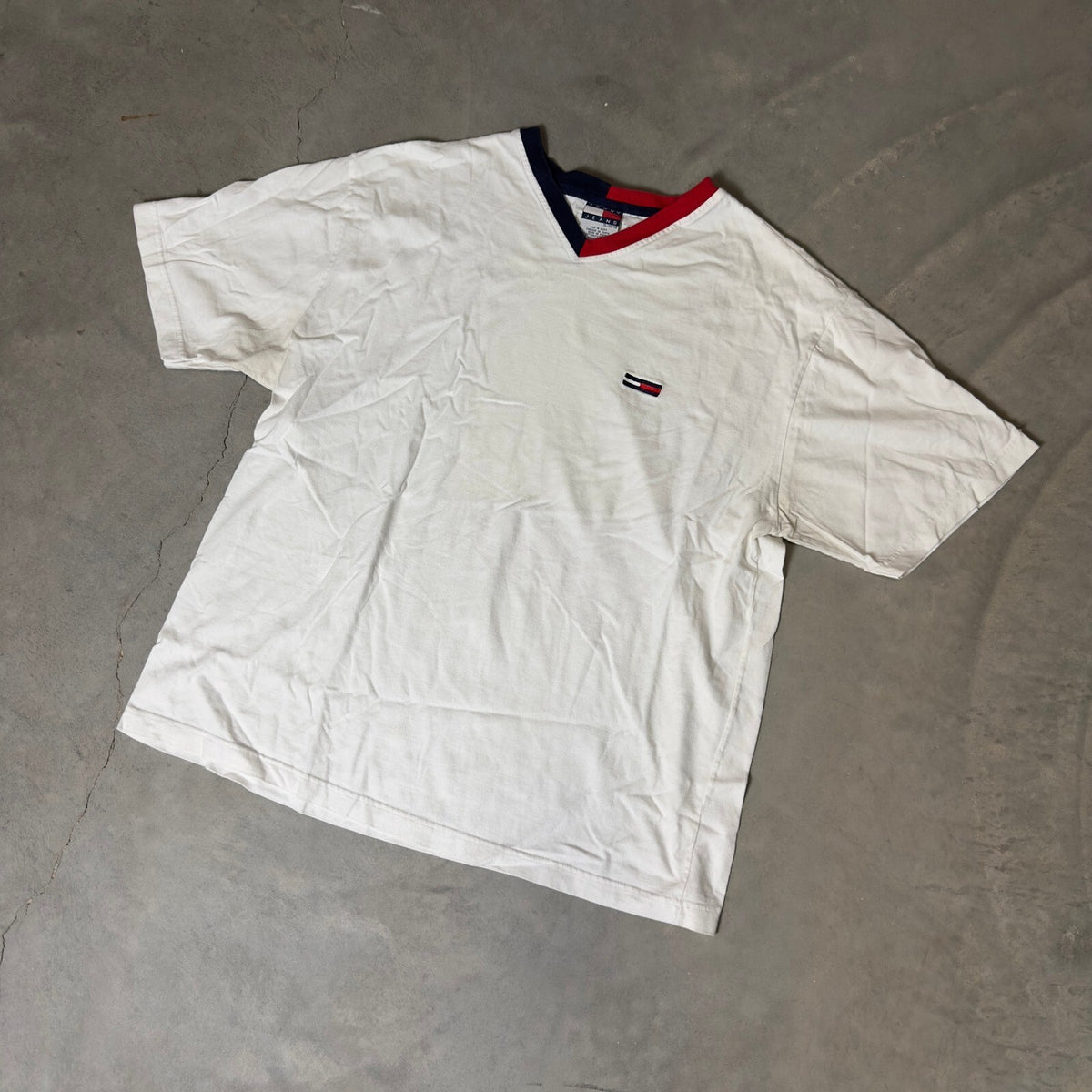 Vintage 90s Tommy Jeans V-Neck T-Shirt Mens XL White Red