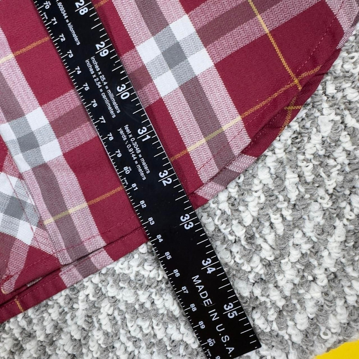 Cabela's Plaid Button Down Shirt Mens XL Burgundy Outdoor