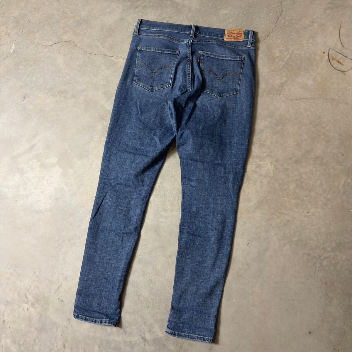 Levis 311 Shaping Skinny Jeans Womens 31 Medium Wash