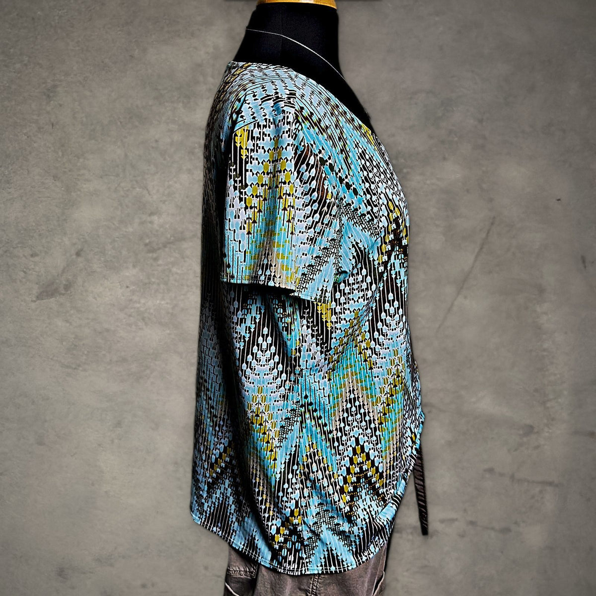 Vintage Notations Chevron Print Top Womens L Blue Brown