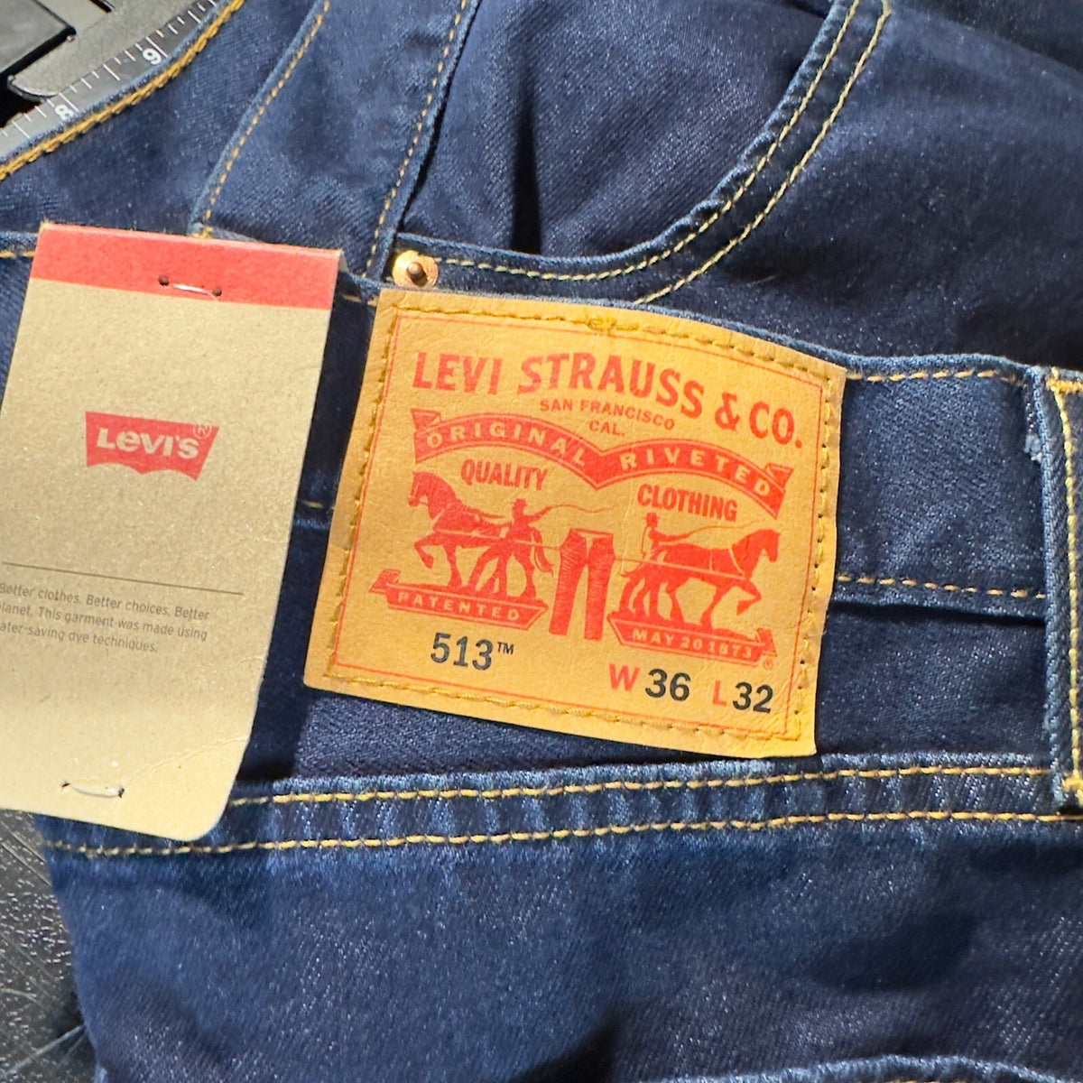 NWT Levi's 513 Slim Straight Jeans Mens 36x32 Indigo Blue