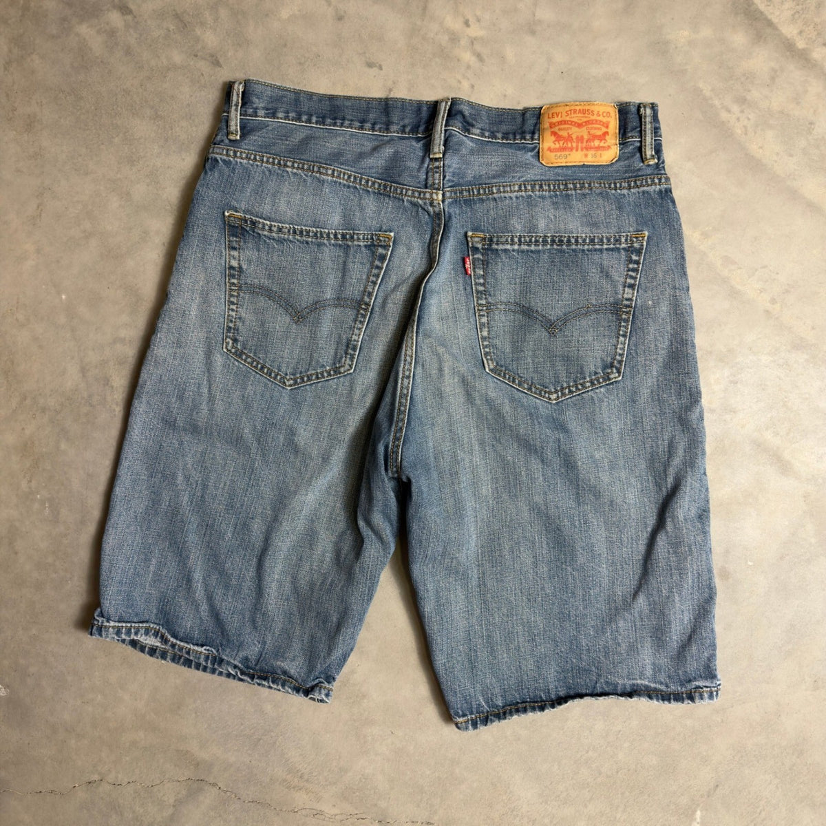 Vintage Levis 569 Loose Straight Shorts Mens 36 Y2K