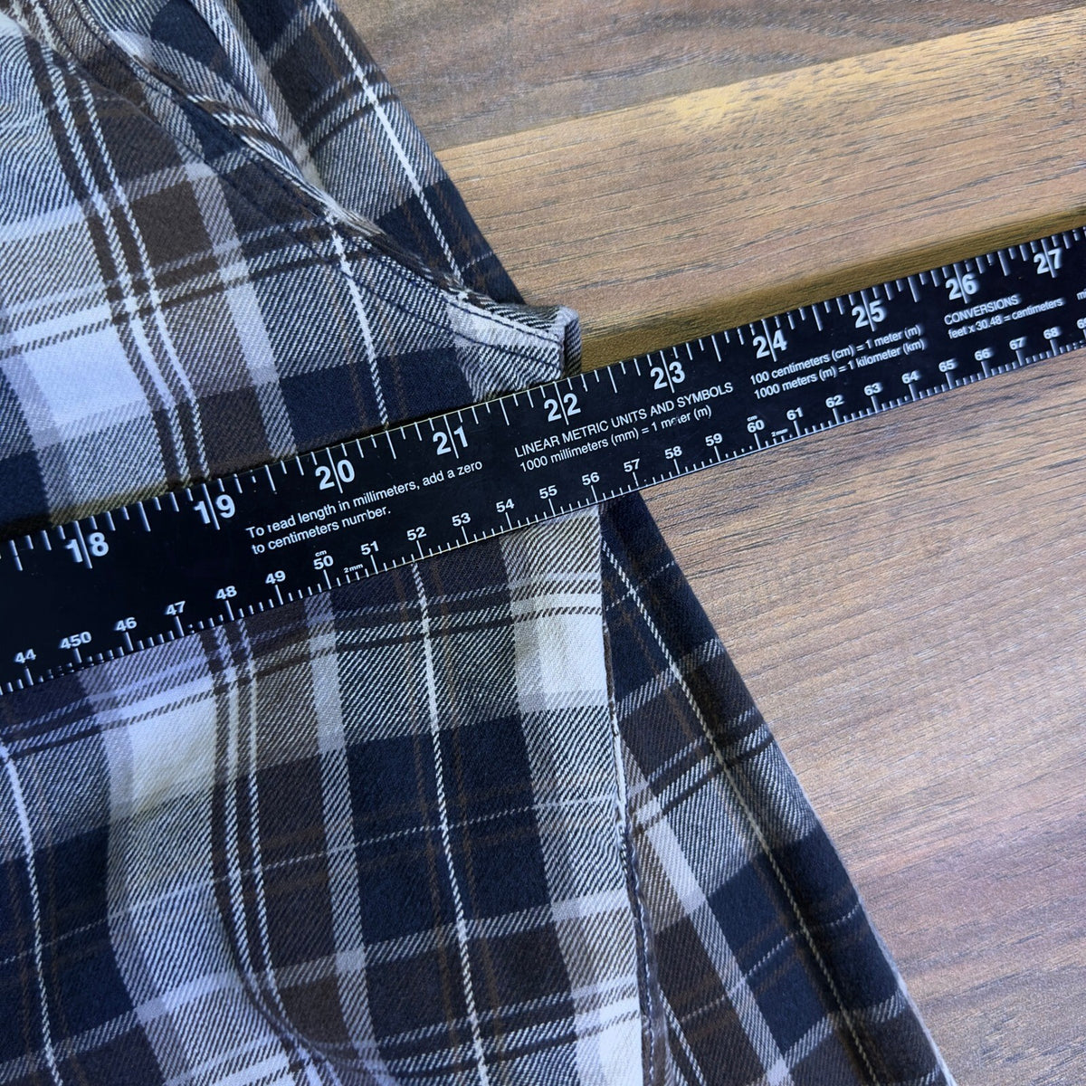 Eddie Bauer Plaid Flannel Shirt Brown Navy Workwear Rugged