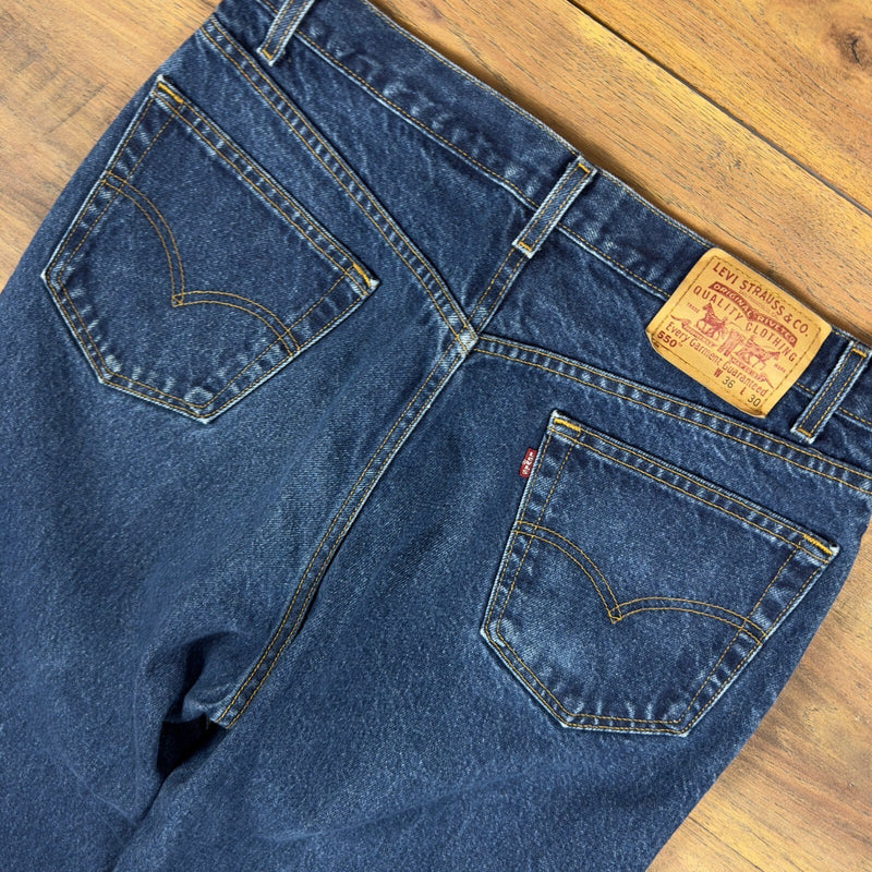 Vintage 90s Levis 550 Straight Jeans Mens 36x30 Medium Wash