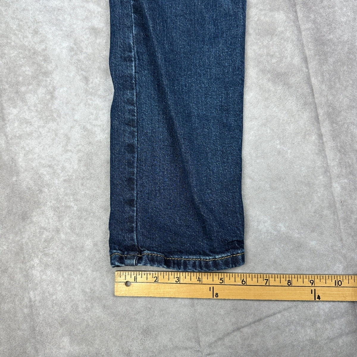 Levi's 502 Regular Taper Jeans Mens 31x30 Dark Blue Baggy