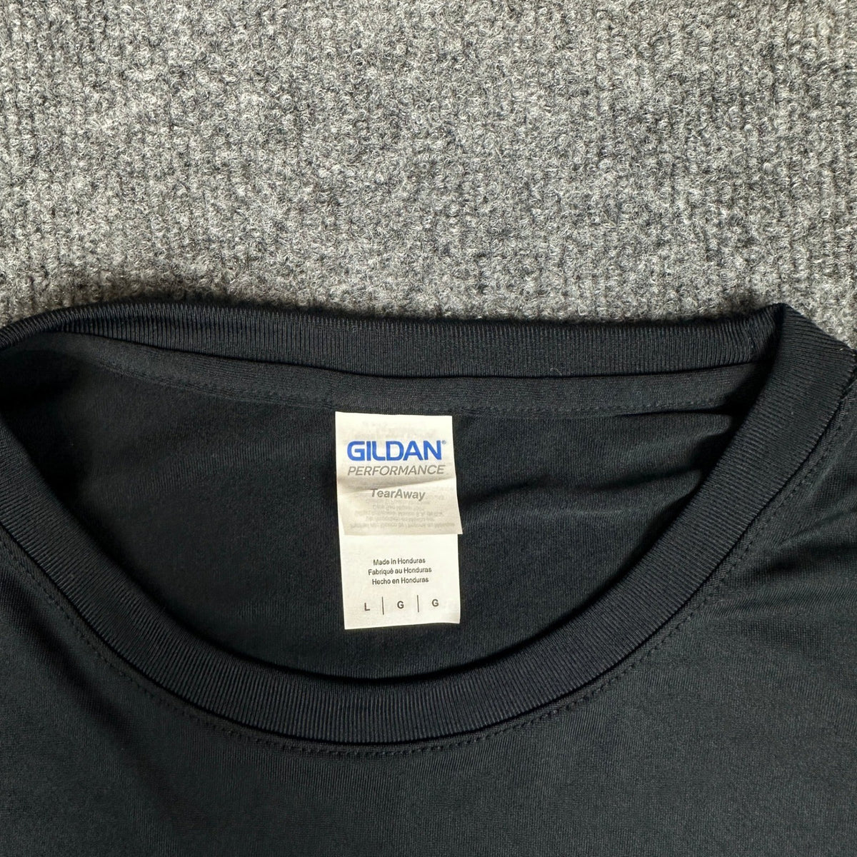 Lot of 2 Gildan 42000 Performance Tees Mens L Black NWT