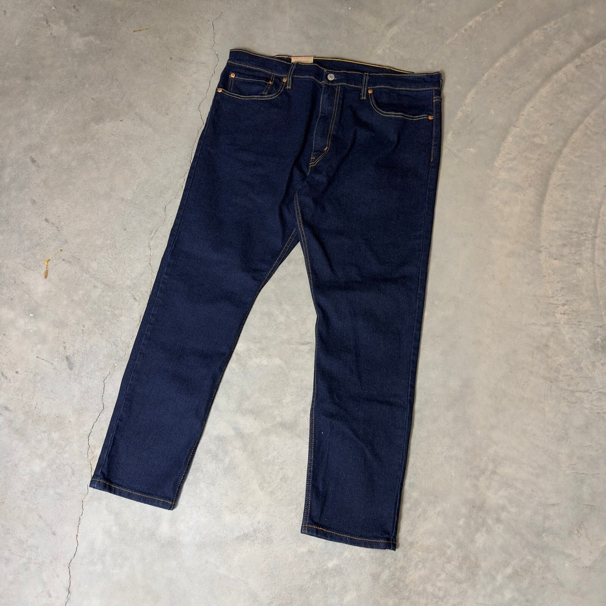 NWT Levi's 512 Slim Taper Jeans Mens 38x30 Indigo Dark Wash