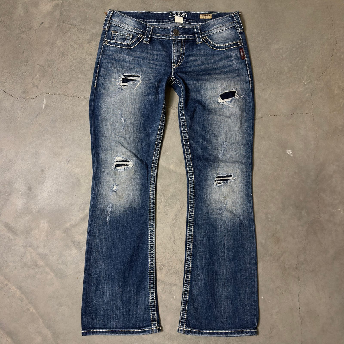 Silver Jeans Pioneer Bootcut Womens 30 Distressed Dark Wash