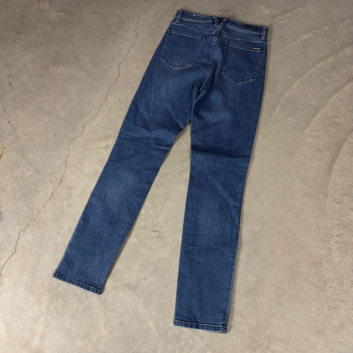 Volcom Straight Leg Jeans Womens 26 Dark Wash Blue Skater