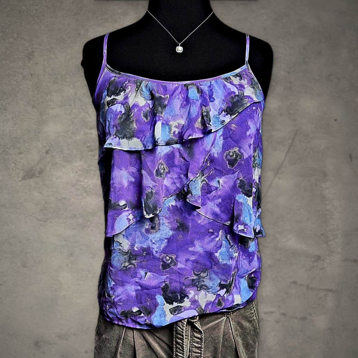 New York & Company Ruffle Cami Womens XS Purple Floral