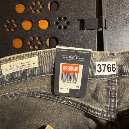 NWT Levi's Premium 578 Baggy Jeans Mens 34x30 Dirty Wash