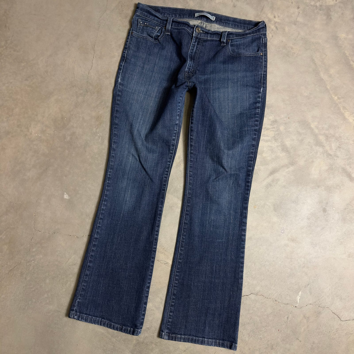 Levi's 515 Bootcut Jeans Womens 12M Dark Wash