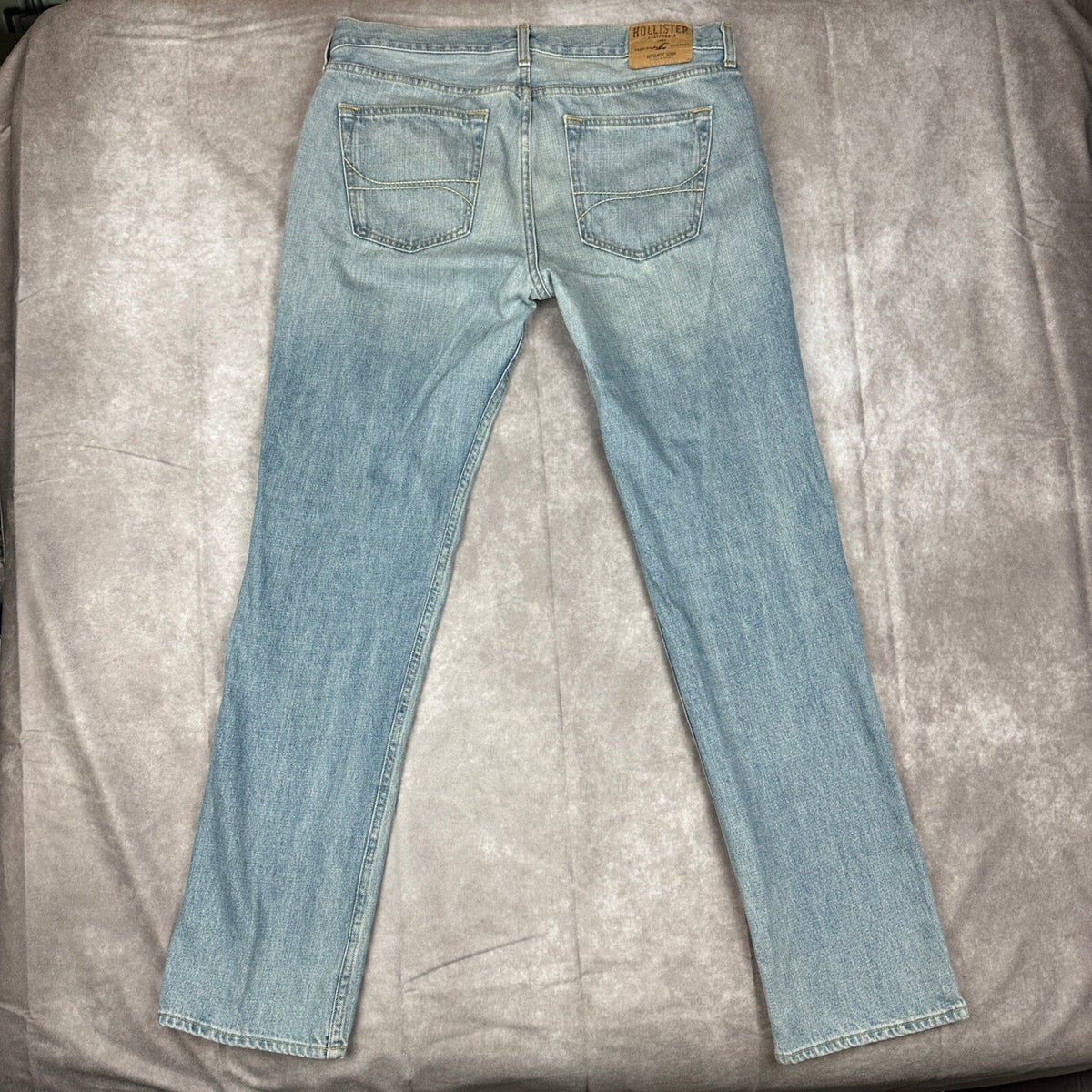 Hollister Classic Straight Jeans Mens 36x34 Light Wash Denim