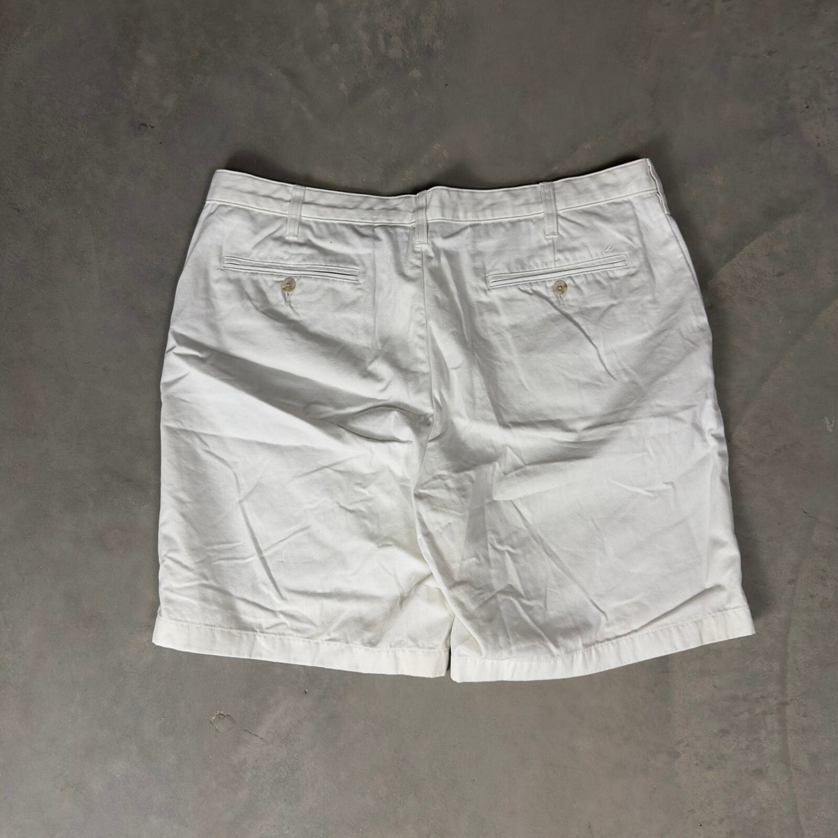 Nautica The Deck Short Mens 38 White Chino Baggy Preppy