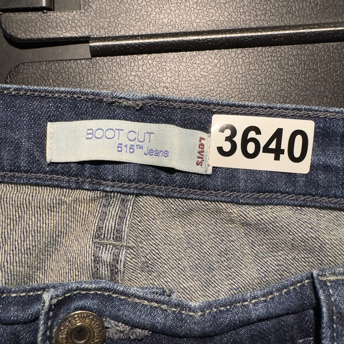 Levi's 515 Bootcut Jeans Womens 12M Dark Wash