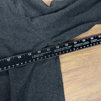 Vintage Eddie Bauer Mens L V-Neck Sweater Relaxed Fit Knit