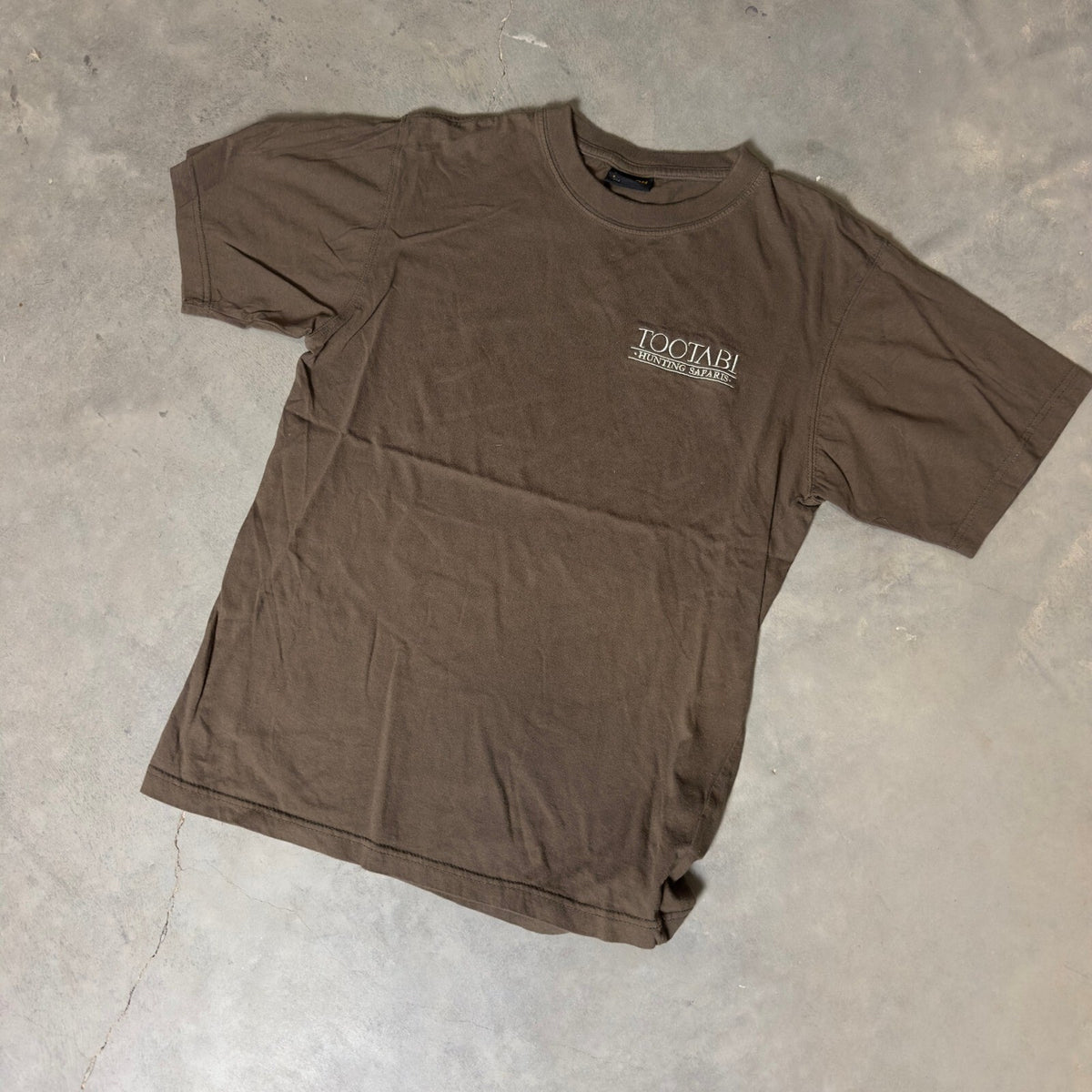 Barron Tootabi Hunting Safaris T-Shirt Mens Small Brown Tee