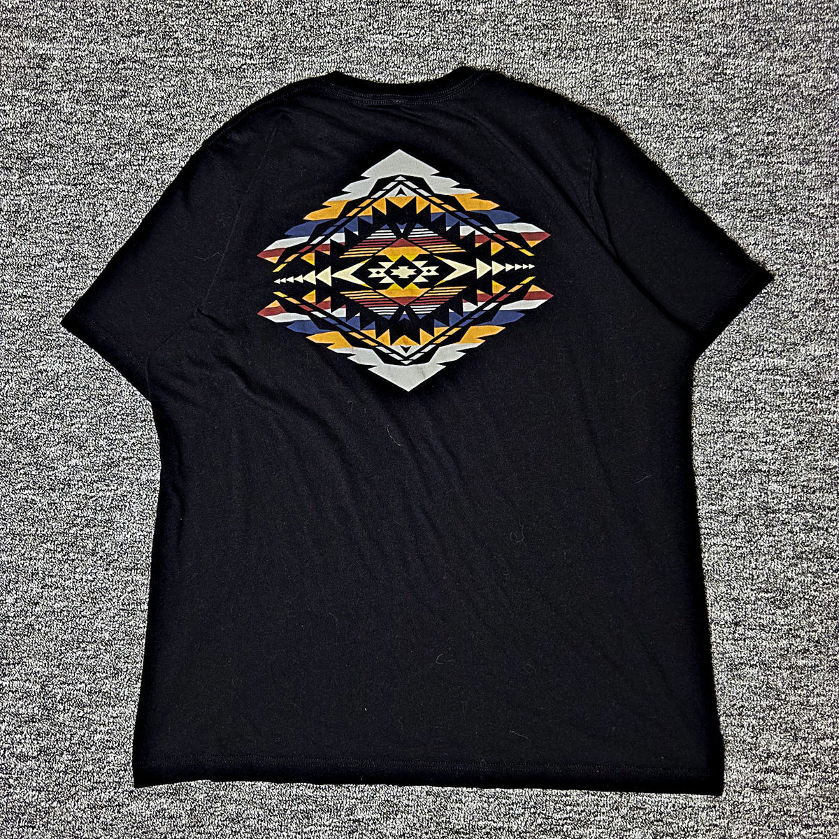 Pendleton Tee Mens XL Black Aztec Graphic Western Cotton