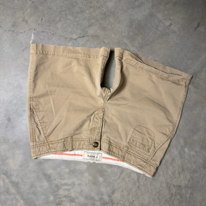 Old Navy Perfect 7 Shorts Womens 8 Khaki Low Rise