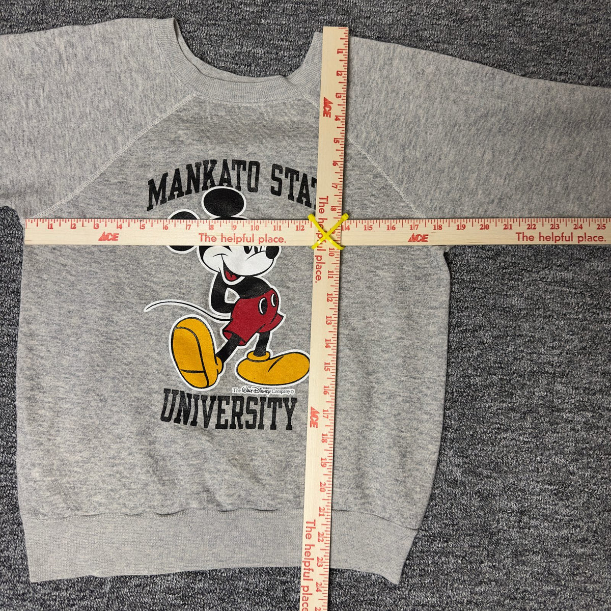 Vintage Champion Mankato State Mickey Mouse Sweatshirt M