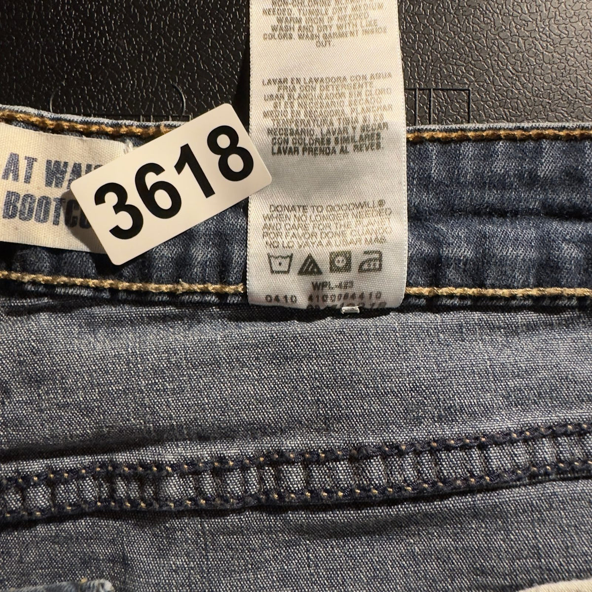Signature Levi Strauss Bootcut Jeans Womens 18M Blue