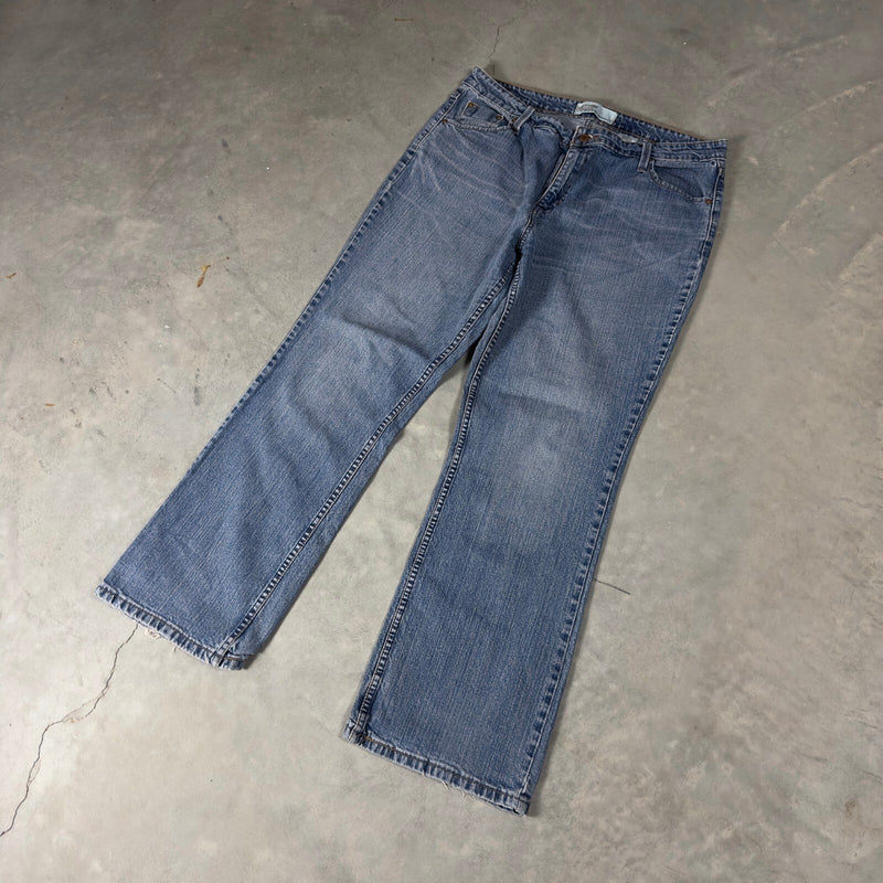 Vintage Y2K Levi Strauss Signature Bootcut Jeans Womens 18M
