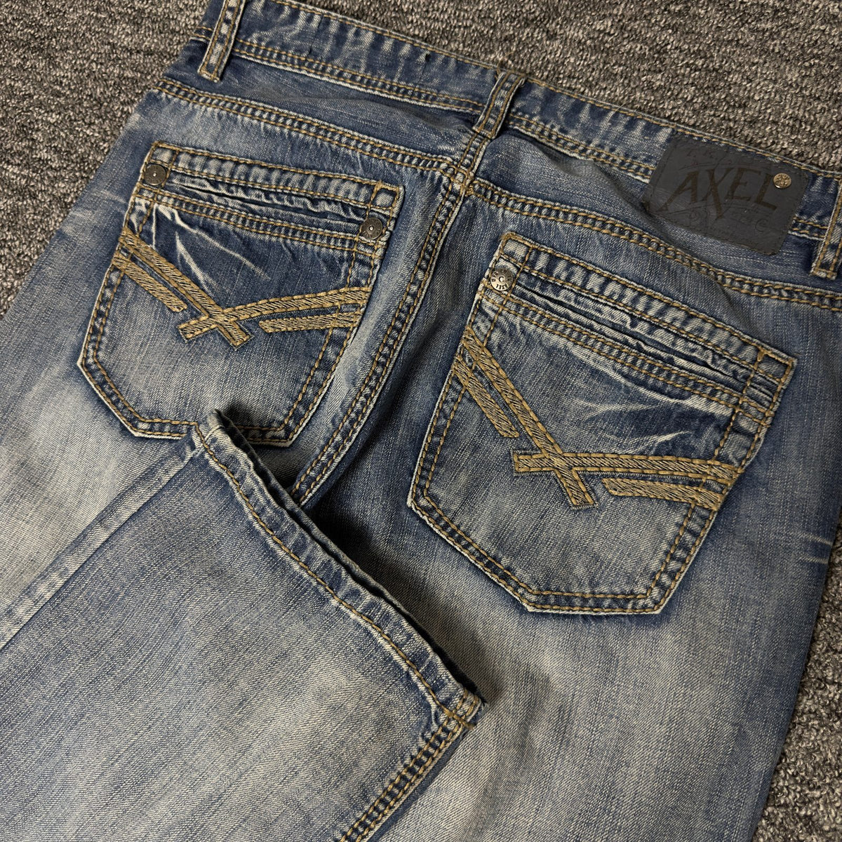Y2K Axel Madison Jeans Mens 32x32 Medium Wash Classic
