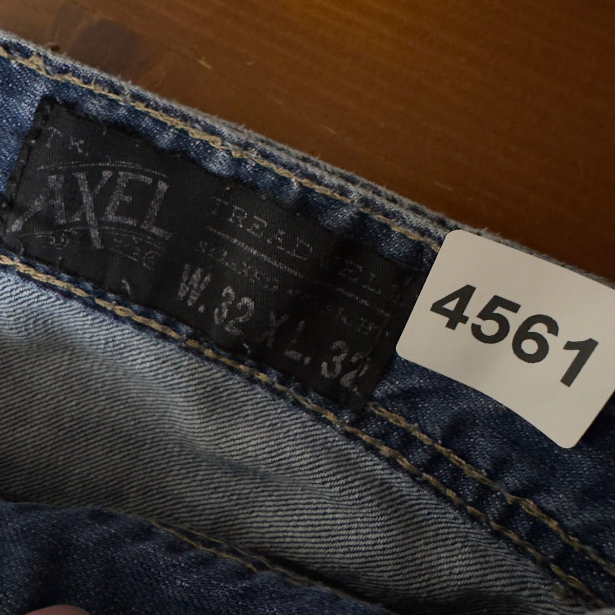 Y2K Axel Madison Jeans Mens 32x32 Medium Wash Classic