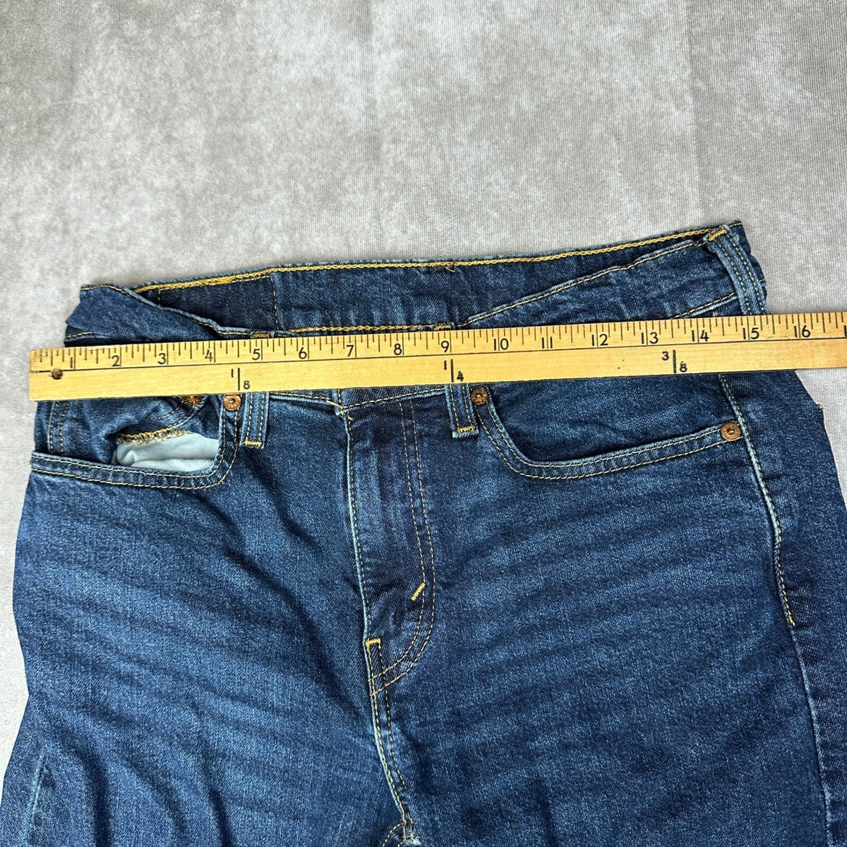 Levi's 502 Regular Taper Jeans Mens 31x30 Dark Blue Baggy