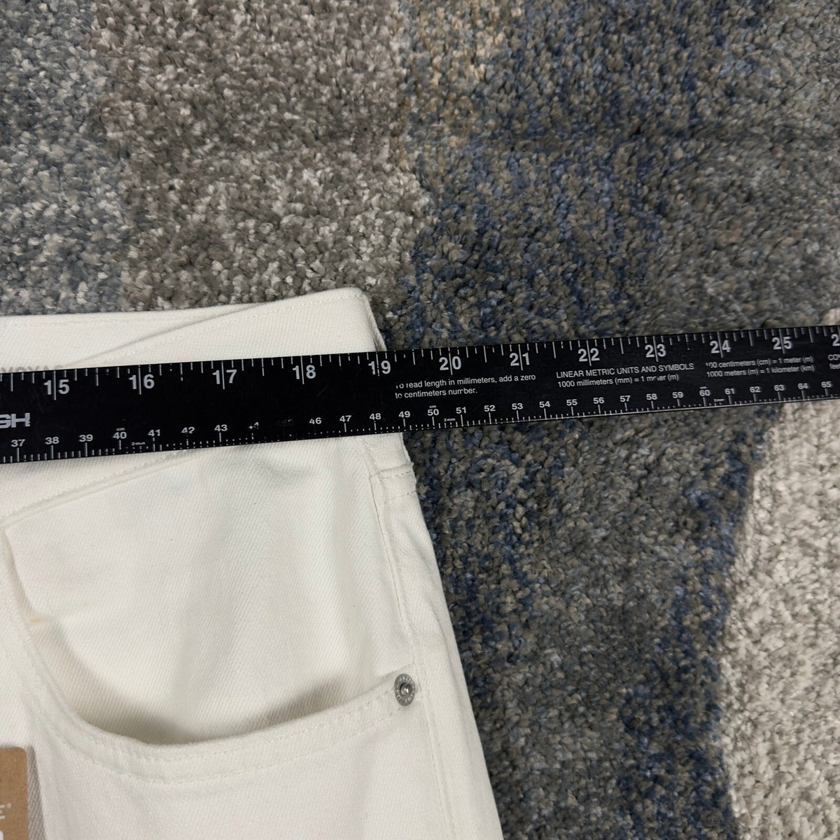 NEW Eddie Bauer Voyager Straight Jeans Womens 18 White Denim