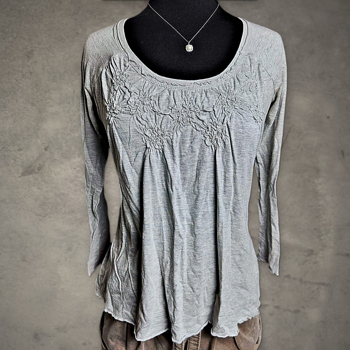 RXB Smocked Floral Top Womens M Gray Long Sleeve Boho