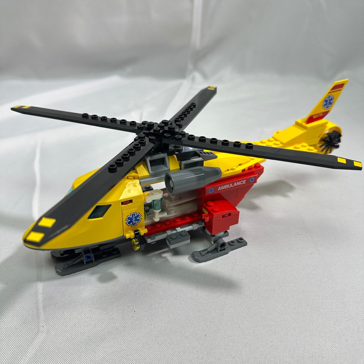 LEGO City 60179 Ambulance Helicopter Set