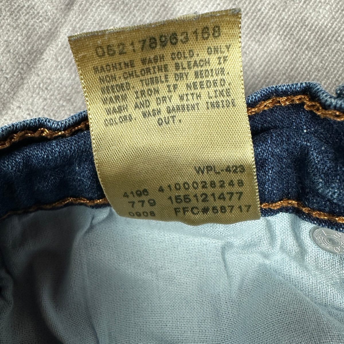 Levis 512 Perfectly Slimming Bootcut Jeans Womens 8M Blue