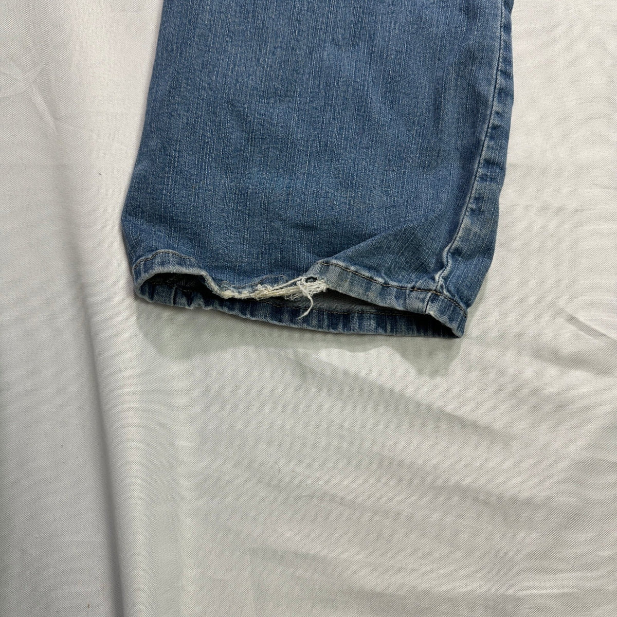 Lee Womens 8 Blue Bootcut Jeans Low Rise Medium Wash