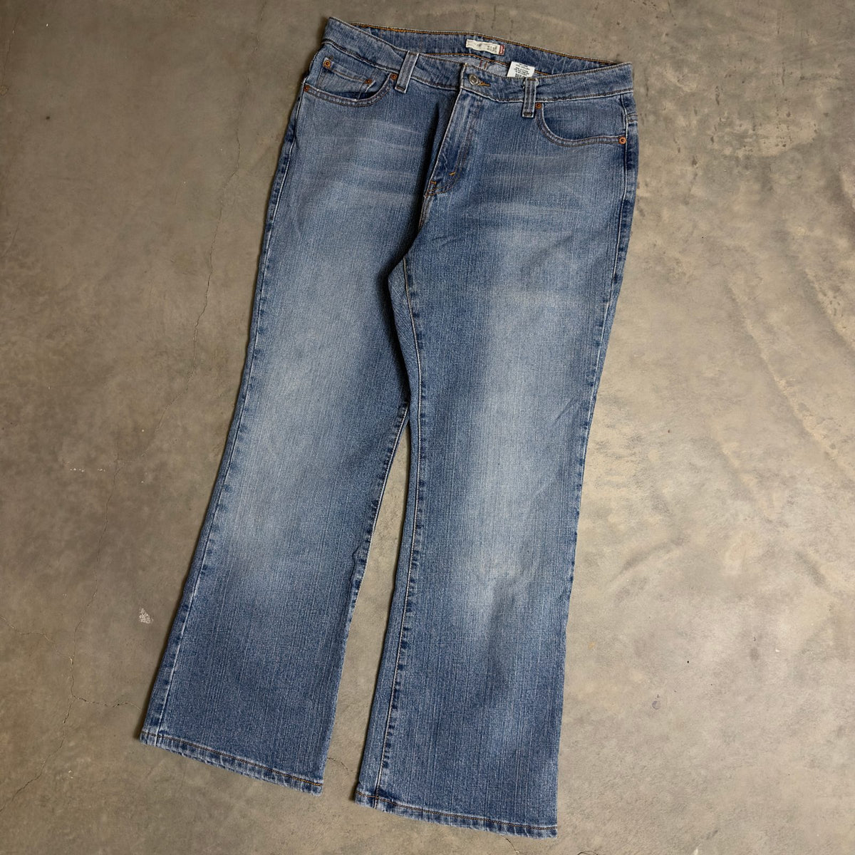 Levi's 515 Bootcut Jeans Womens 16S Medium Wash Y2K