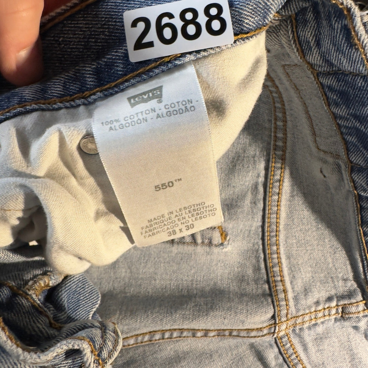 Levi's 550 Relaxed Fit Jeans Mens 38x30 Light Wash Blue