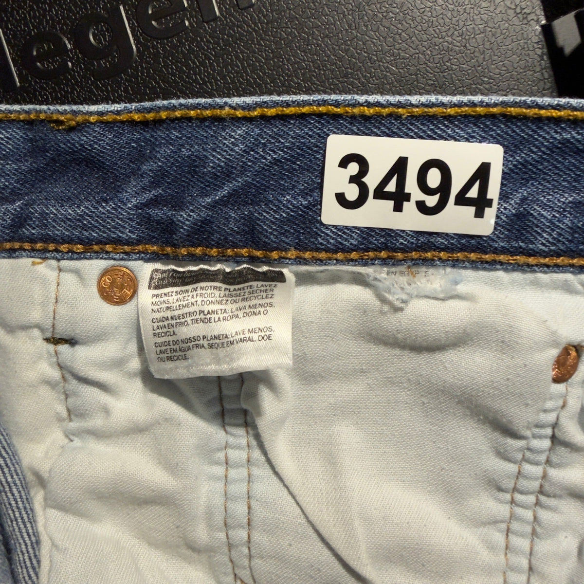 Levi's 501 Straight Leg Jeans Mens 36x30 Blue Medium Wash Baggy Denim Classic