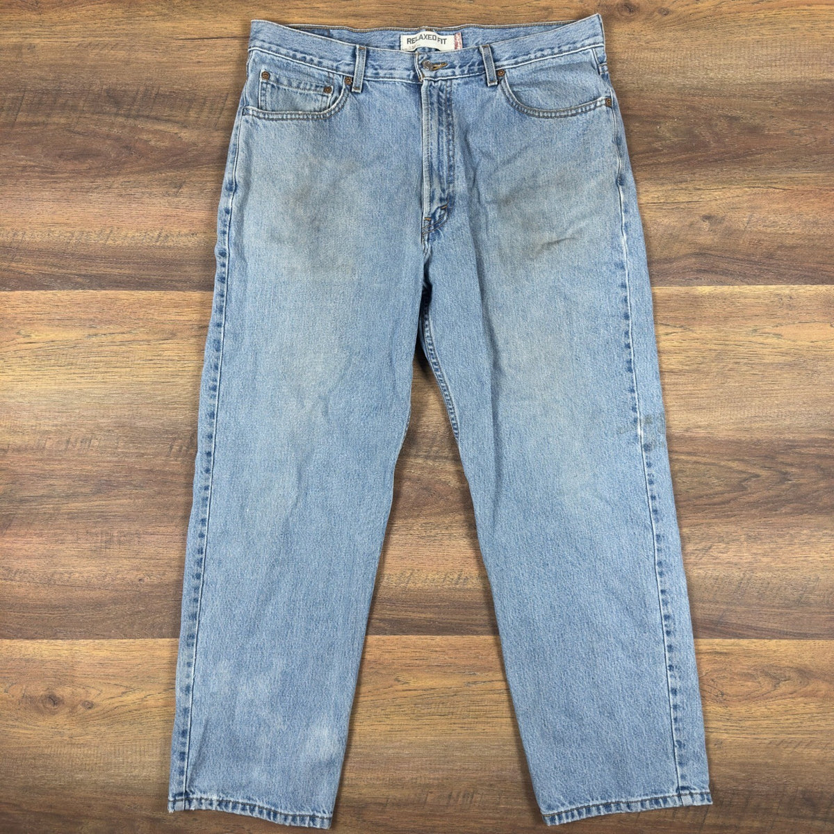 Vintage Y2K Levis 550 Relaxed Jeans Mens 36x29 Light Wash