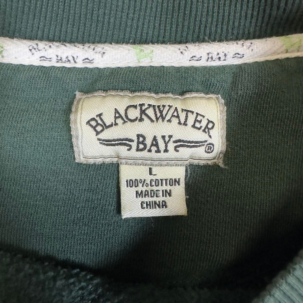 Vintage Blackwater Bay Sweatshirt Mens L Cole Patch Crewneck