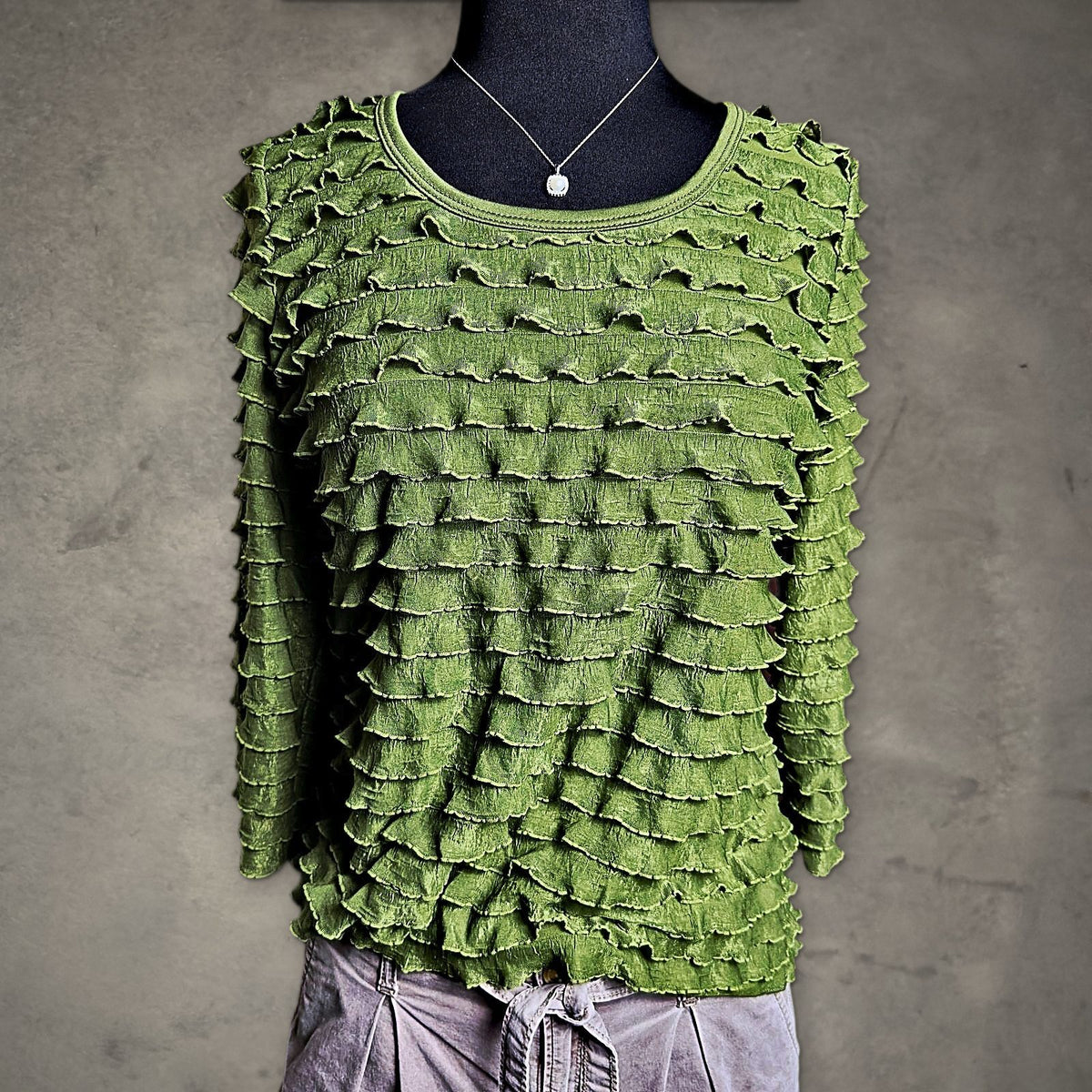 Slinky Brand Ruffle Tiered Top Womens M Olive Green