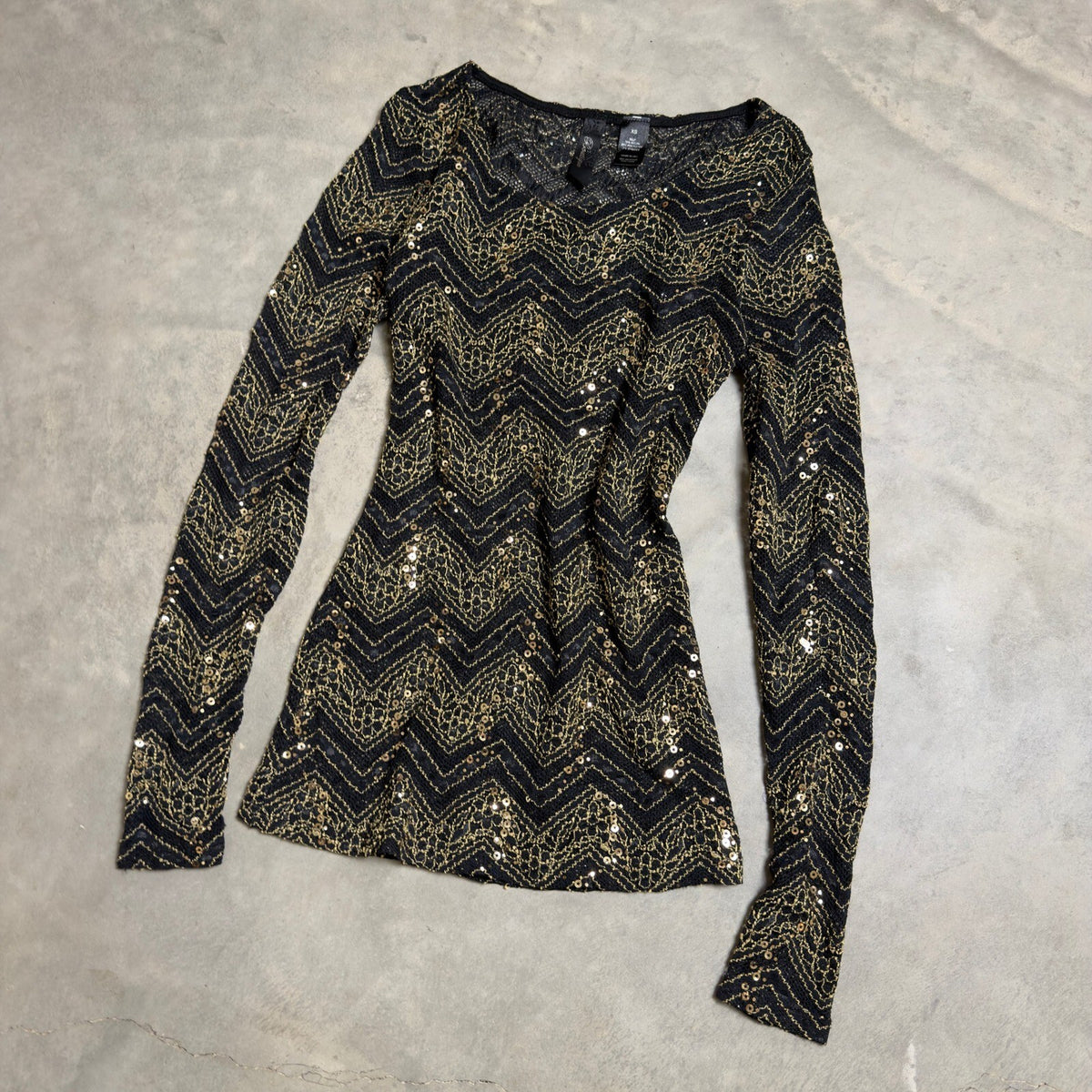 BKE Boutique Chevron Lace Sequin Top Womens XS Black Gold
