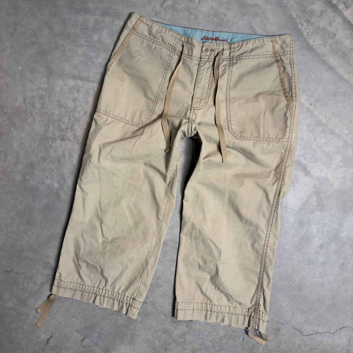 Eddie Bauer Capri Cargo Pants Womens 8 Beige Cotton