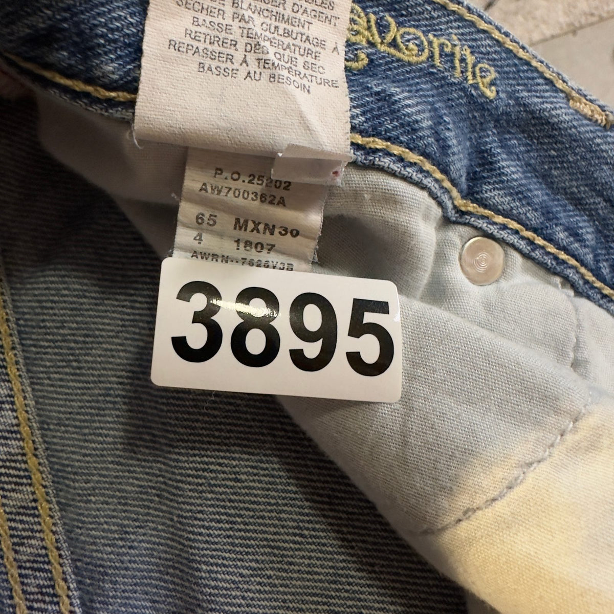 American Eagle Favorite Boot Cut Jeans Womens 2 Light Wash