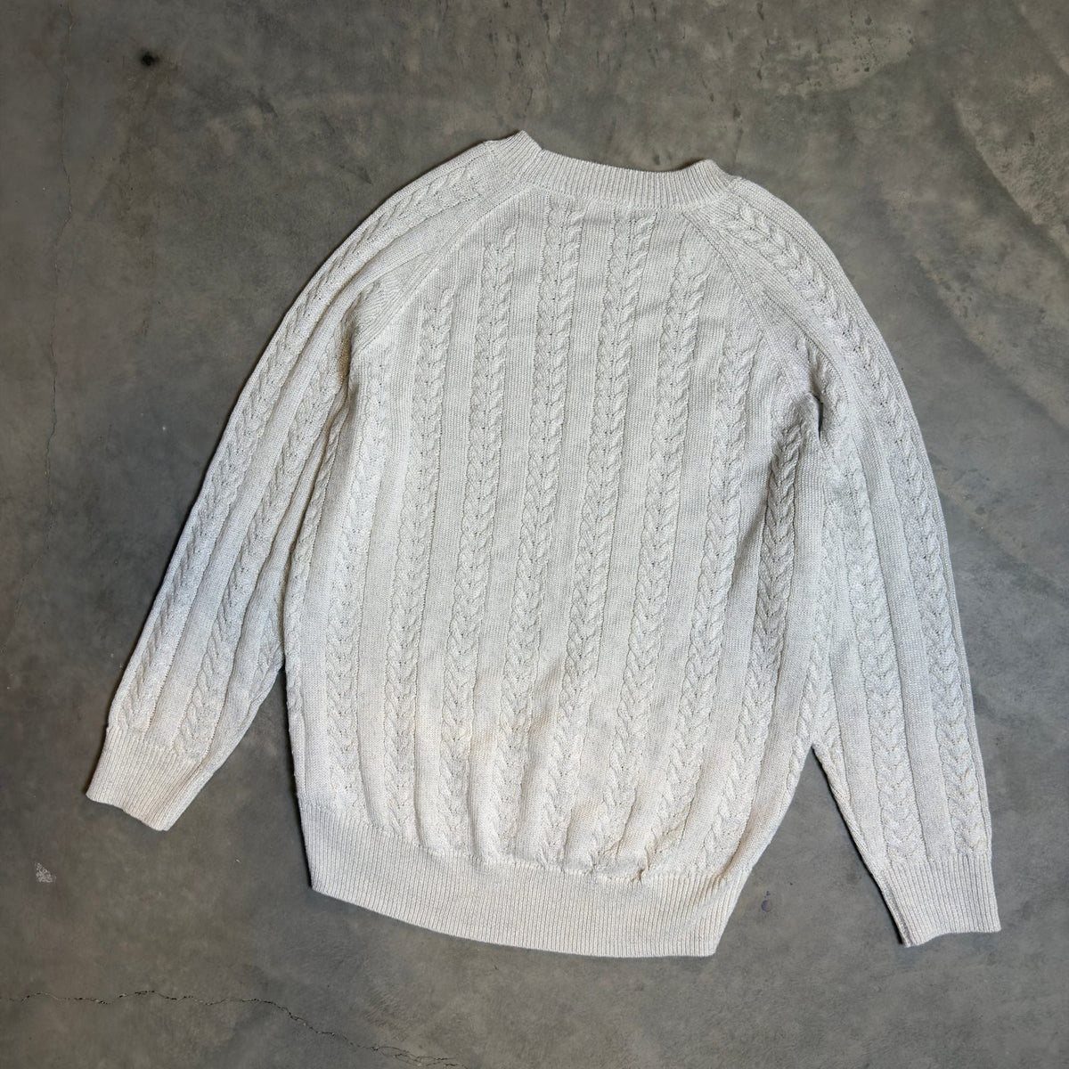 Athleta Crossroads Crew Sweater Womens M Cream Cable Knit