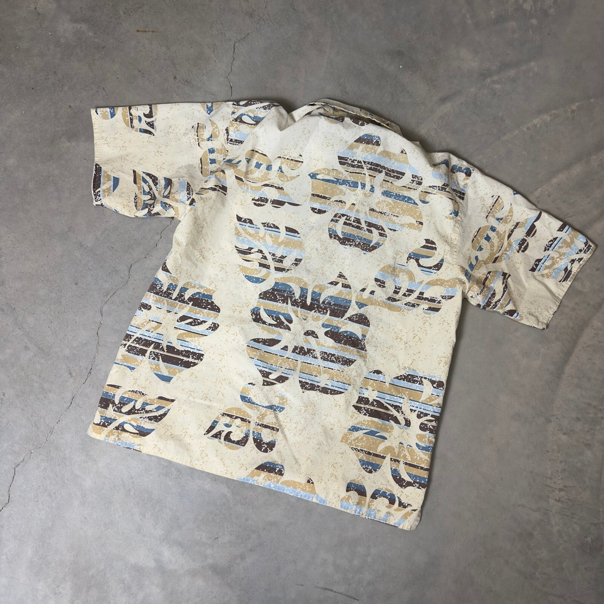 Vintage OP Ocean Pacific Hibiscus Button Down Mens M Beige