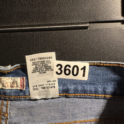 Levi's 512 Bootcut Jeans Womens 12S Medium Wash