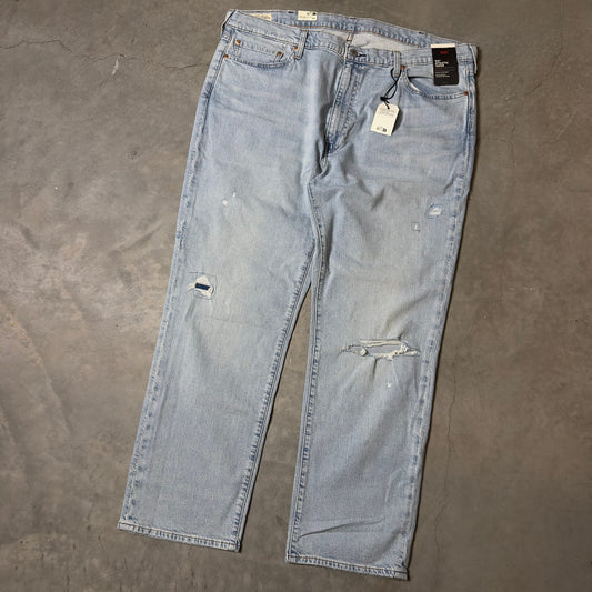 NWT Levi's Premium 541 Taper Jeans Mens 42x30 Distressed