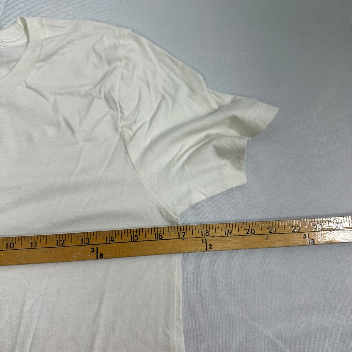 Bella Canvas 3001U USA Strong Tee Mens S Vintage White NWT