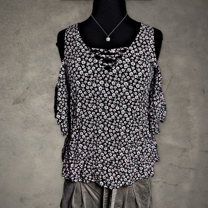 SO Cold Shoulder Floral Top Womens M Black Pink Boho